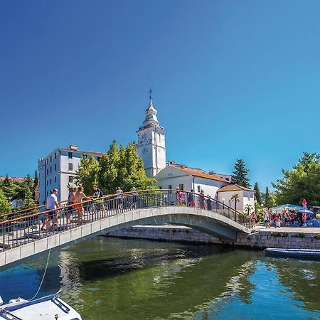 Stunning Apartment In Crikvenica With Wifi Екстер'єр фото