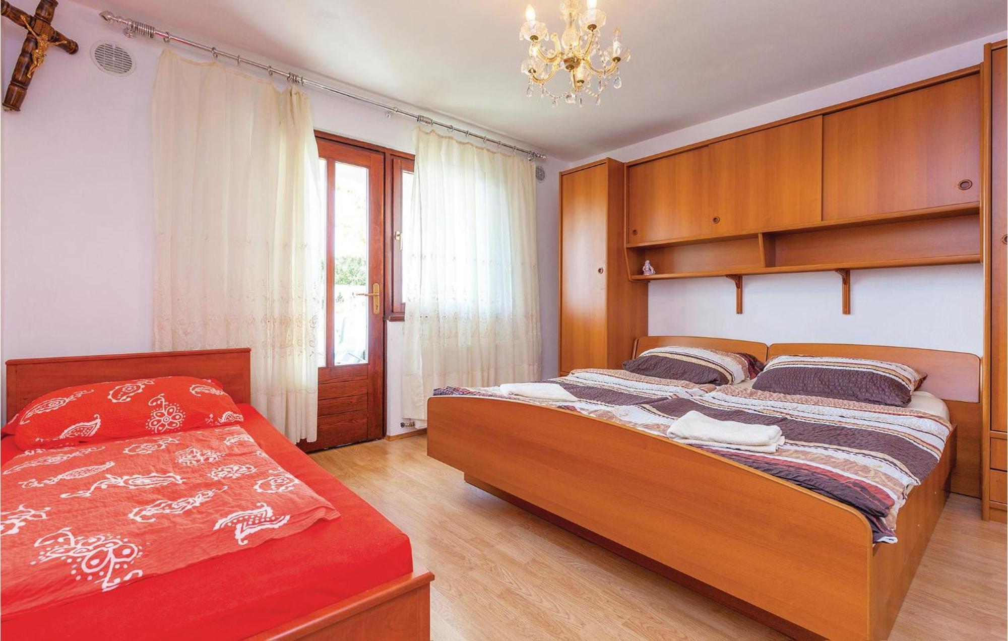 Stunning Apartment In Crikvenica With Wifi Екстер'єр фото
