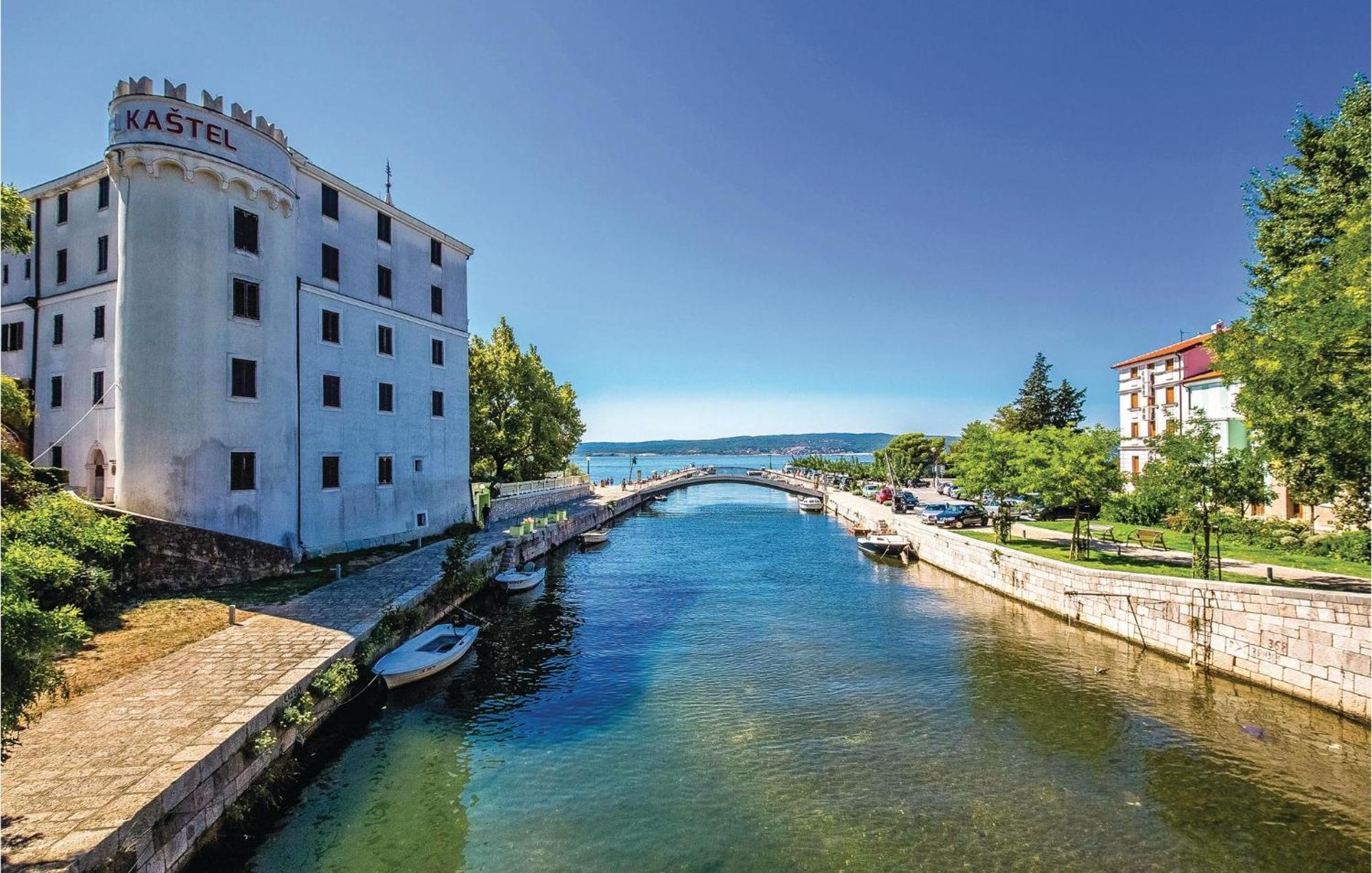 Stunning Apartment In Crikvenica With Wifi Екстер'єр фото
