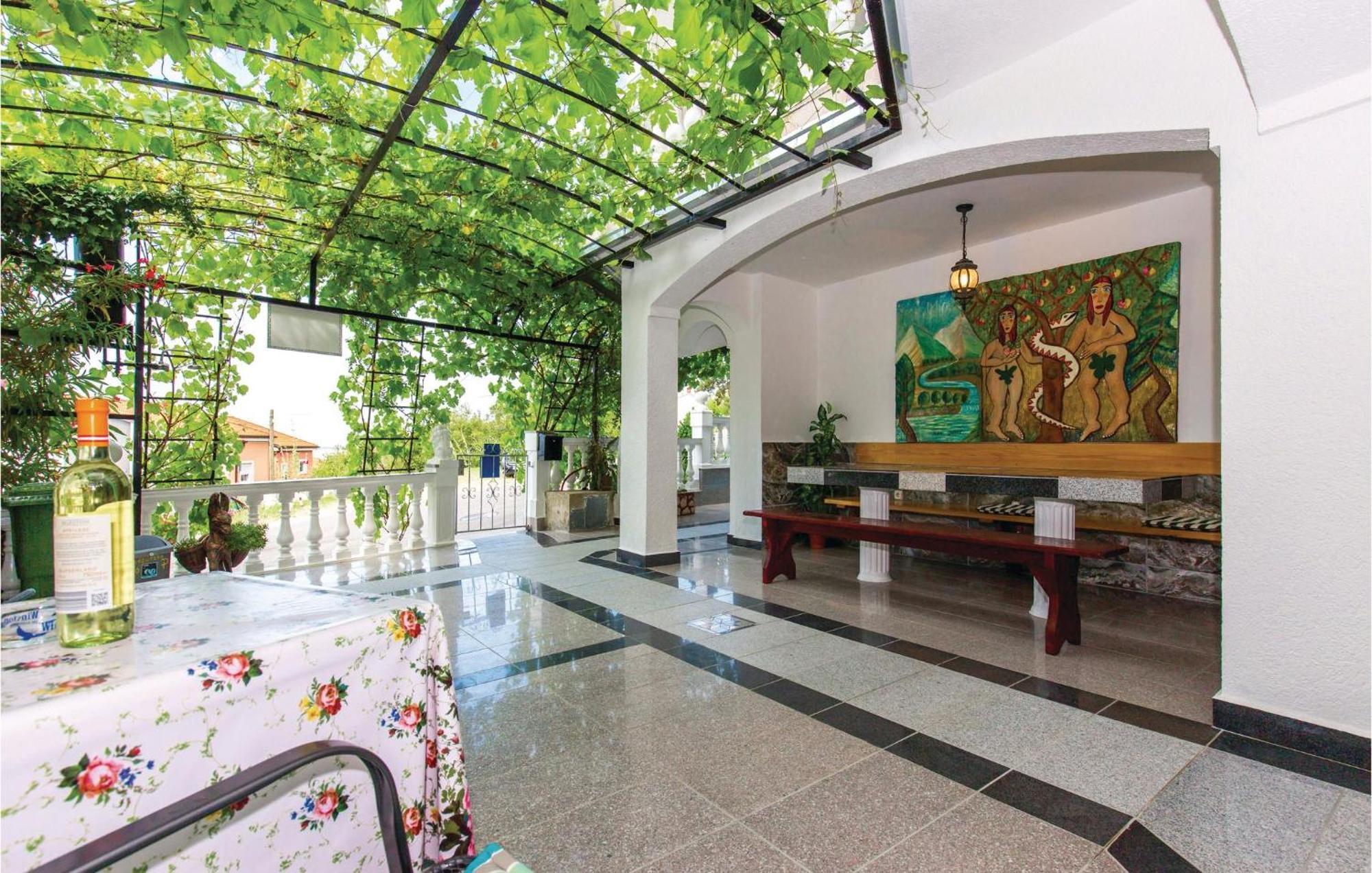 Stunning Apartment In Crikvenica With Wifi Екстер'єр фото