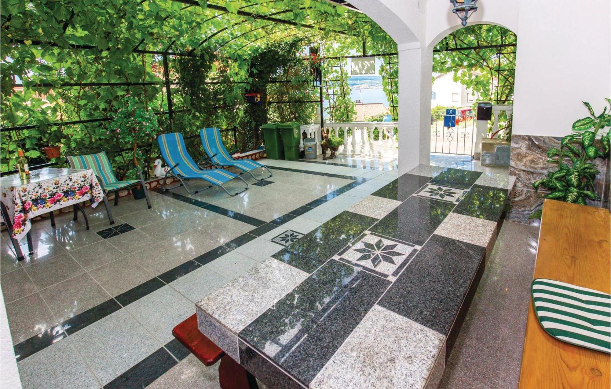Stunning Apartment In Crikvenica With Wifi Екстер'єр фото